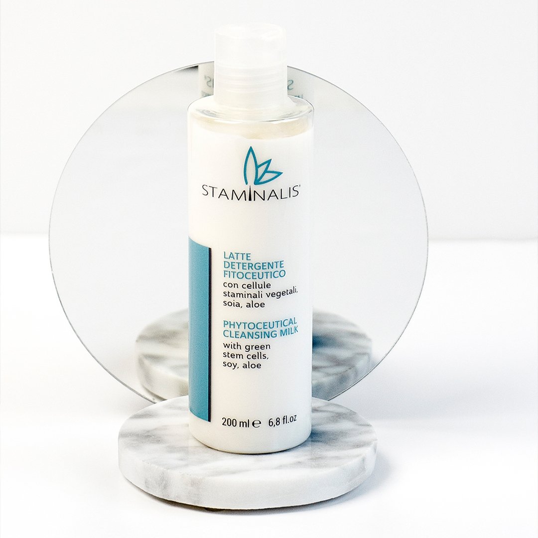 Latte detergente fitoceutico Staminalis – Detersione delicata per ogni tipo di pelle