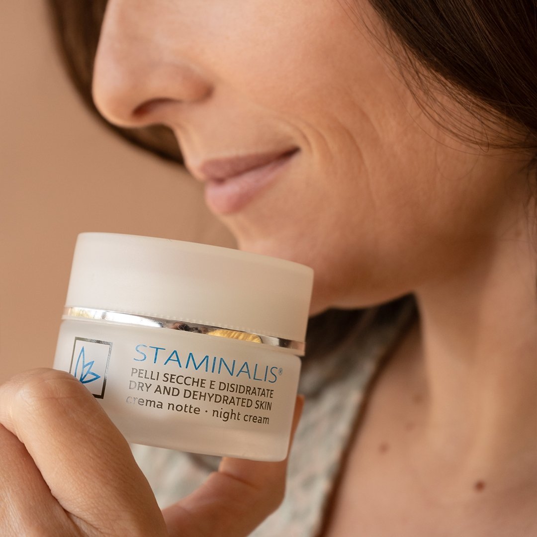 Crema notte per pelli secche Staminalis – Nutrimento intenso e idratazione profonda