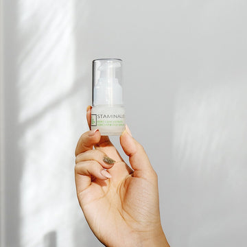 Siero Staminalis idratante e rigenerante con effetto immediato per il viso