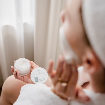 Staminalis Maschera Esfoliante – Trattamento delicato per una pelle morbida e radiosa