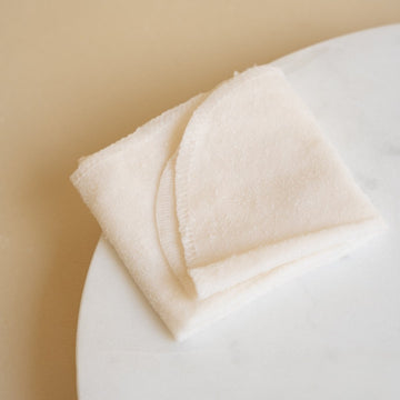 Trattamento esfoliante Staminalis con guanto levigante per pelle setosa e rigenerata